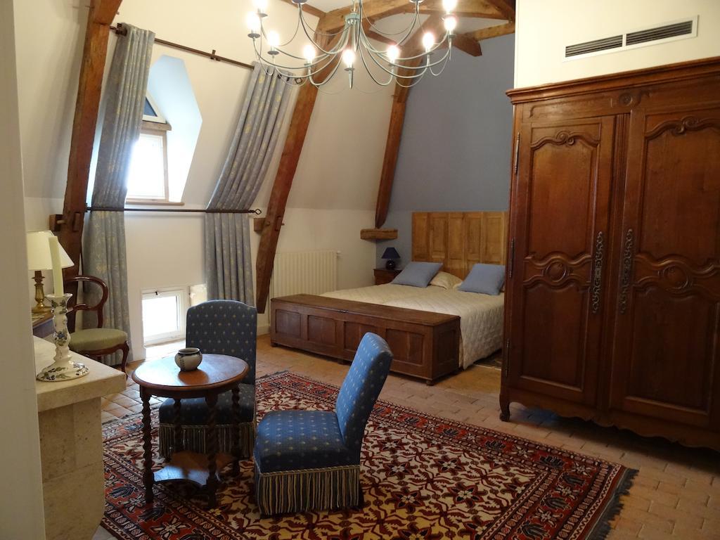 Gentilhommiere De Collonges Bed and Breakfast Prissé Værelse billede