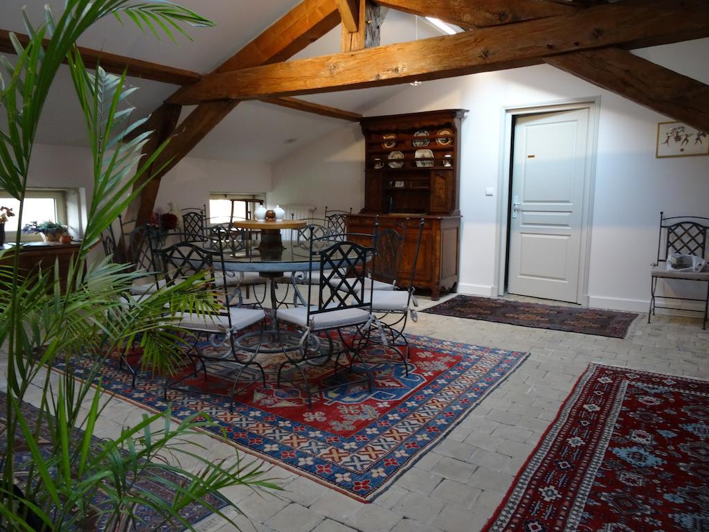 Gentilhommiere De Collonges Bed and Breakfast Prissé Eksteriør billede